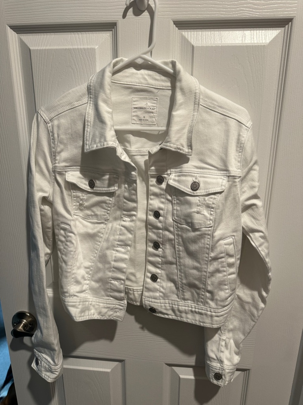 White Women's Denim Jacket - Casual Crop Trucker